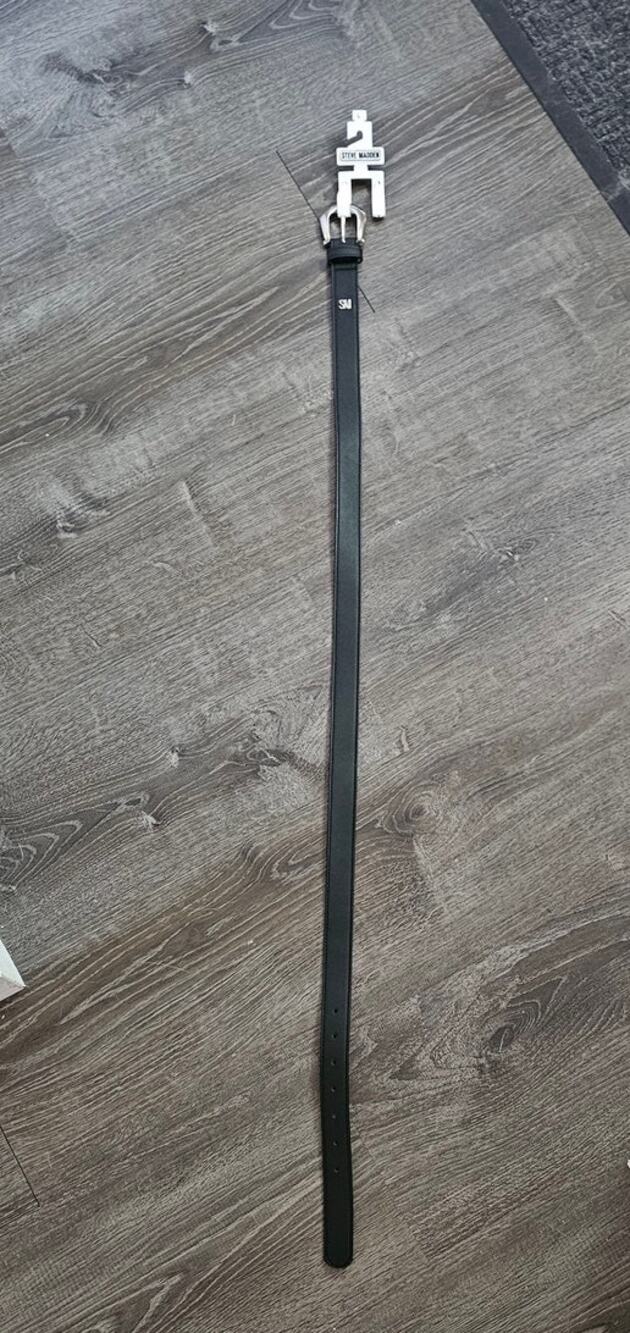 Steve Madden Women's Black Skinny Belt Silver Buckle Size Large SMPS4962